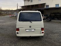 Volkswagen Multivan 2.5 AT, 2000, 202 410 км, с пробегом, цена 1 700 000 руб.