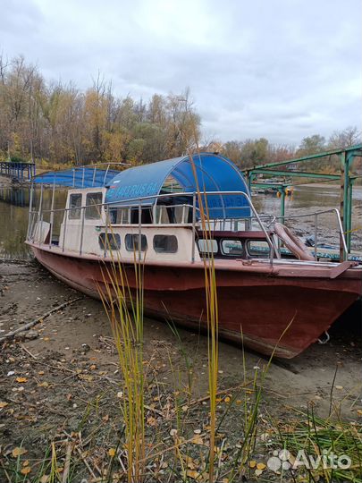 Лодка гулянка