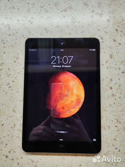 Планшет apple iPad mini 32 GB