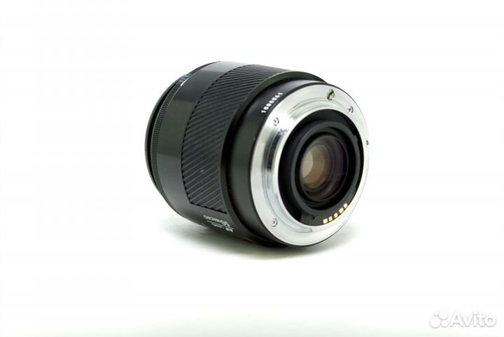 Minolta AF Macro 50mm f2.8(32)