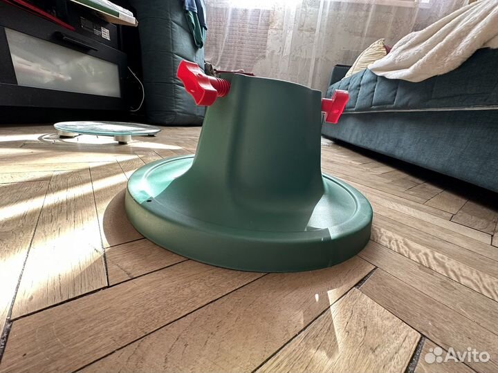 Подставка под ёлку