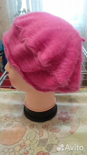 Женские береты, шапки из ангорки (одним лотом)