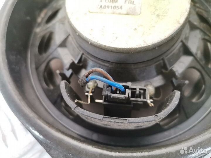 Динамик Opel Zafira (A) рест. 2004 90510070