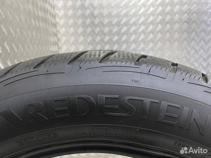 Vredestein Wintrac Xtreme S 215/55 R17 98V