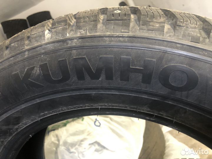 Kumho WinterCraft SUV Ice WS31 225/65 R17 102T
