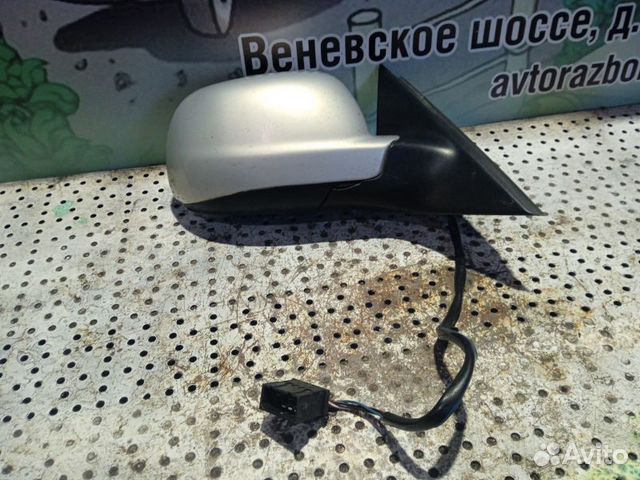 Зеркало правое Volkswagen Passat B5