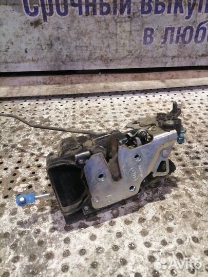 Замок двери задний левый Chevrolet Lacetti