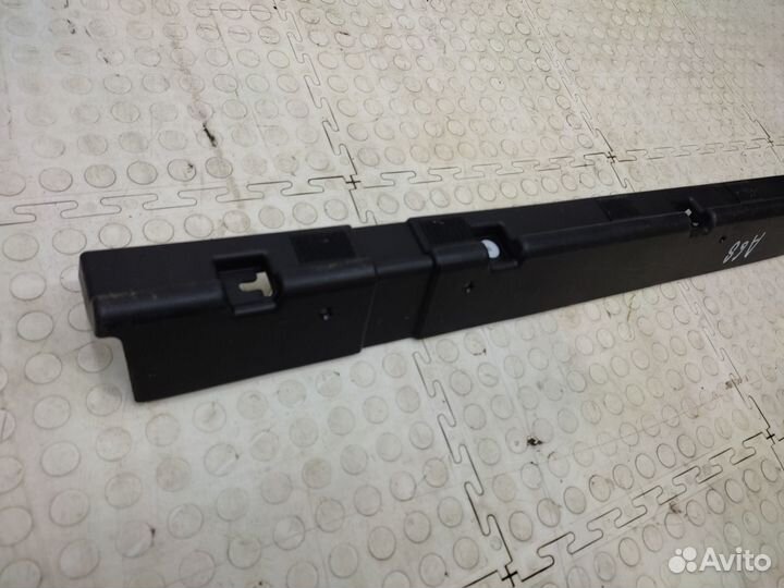 Накладка сиденья правая Lexus Rx 4 AL20 2015