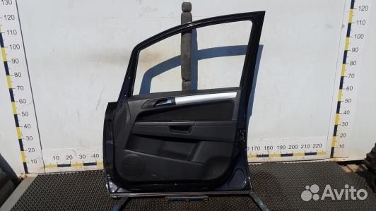 Дверь передняя правая opel zafira B (HML16E201)