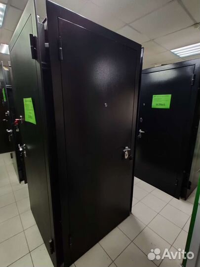 Дверь входная металлическая