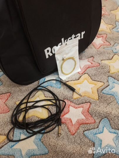 Электроакустическая гитара