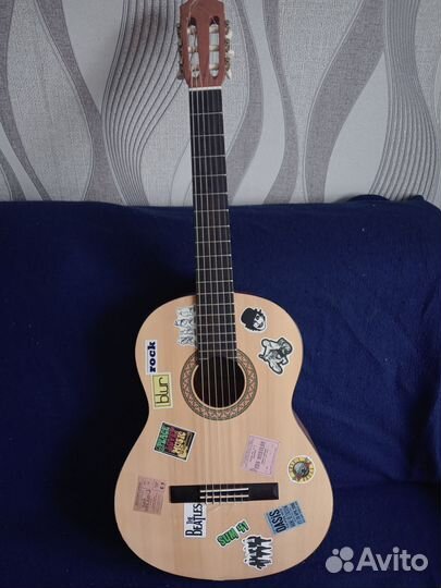 Классическая гитара yamaha c 40m с чехлом