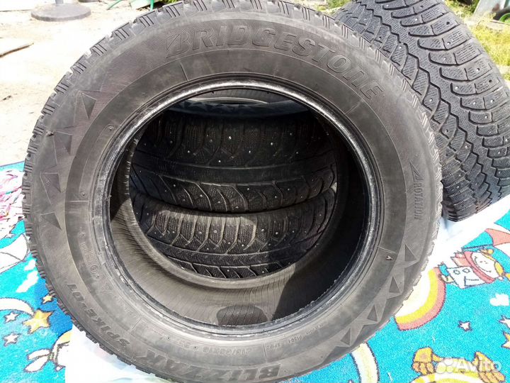 Accelera 651 215/60 R16 95T