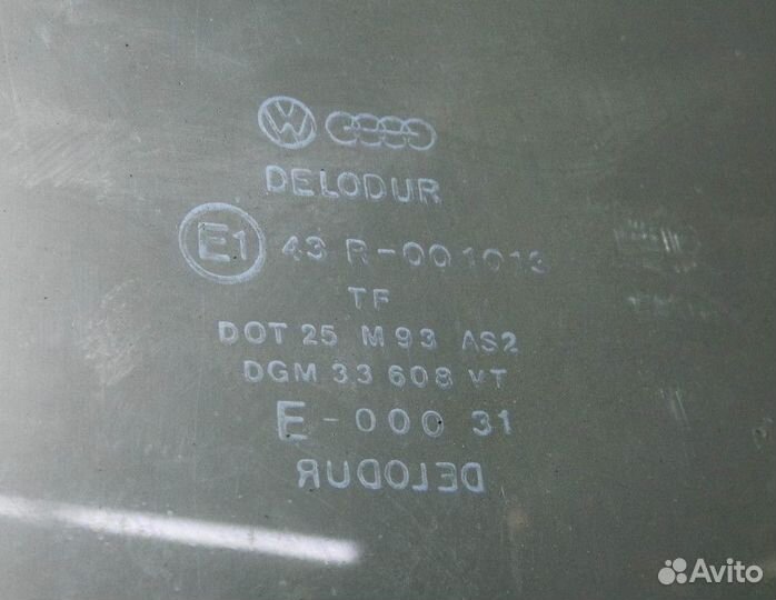 Стекло двери передней правой VW Jetta 1