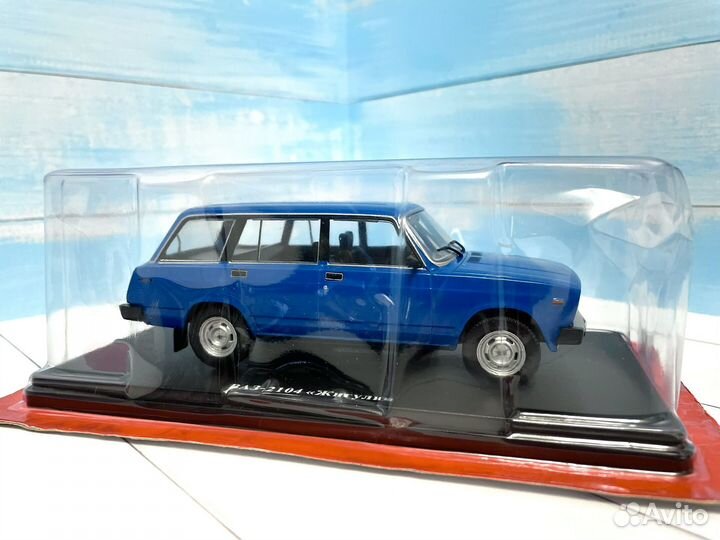 Модель автомобиля ваз 2104 1:24 Hachette