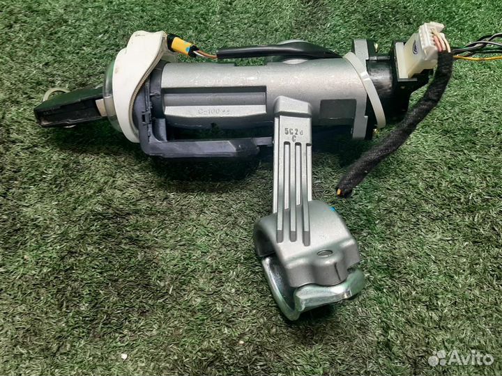 Замок зажигания Opel Antara 2014