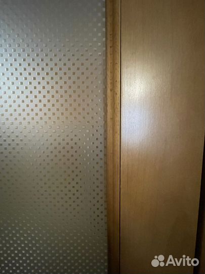 Двери межкомнатные из массива