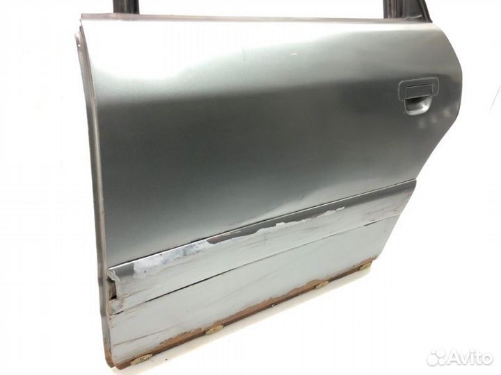 Дверь задняя левая Audi A6 C4 AAT / 2500CC / 115HP