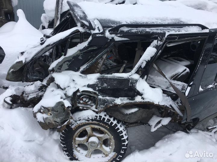 В разборе Nissan Terrano 1990 3,0 АКПП