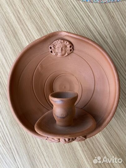 Декоративные глиняные украшения на стену