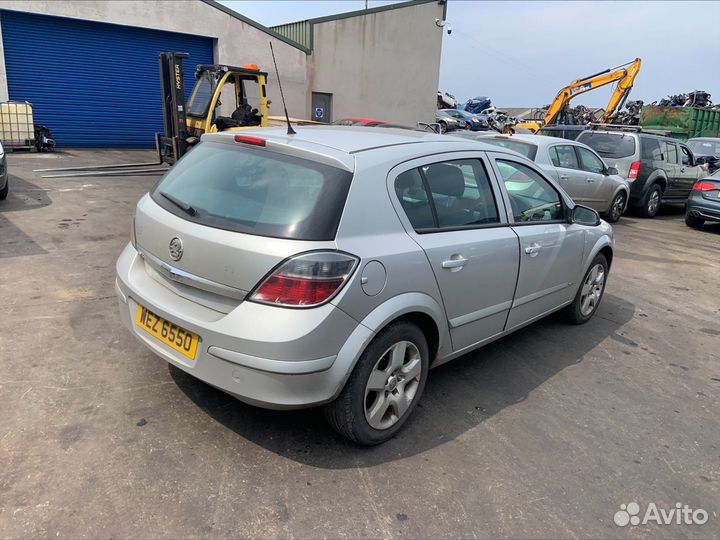 Домкрат opel astra H 2008