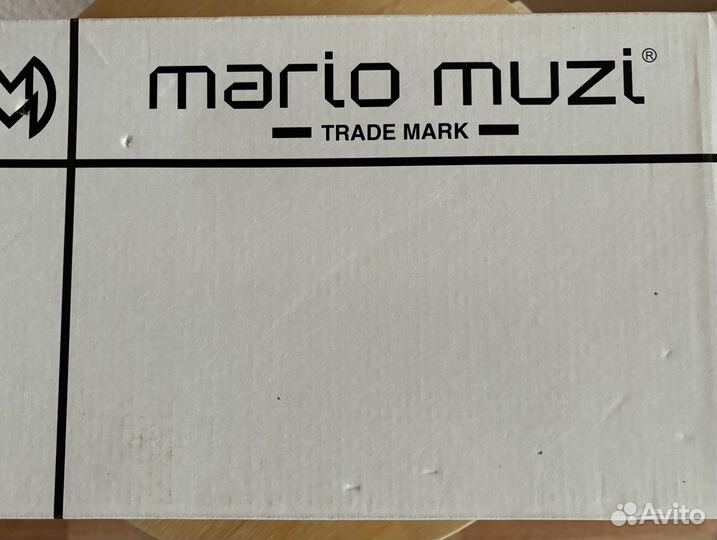 Кроссовки женские 39 размер Mario Muzi