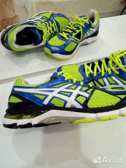 Кроссовки Asics