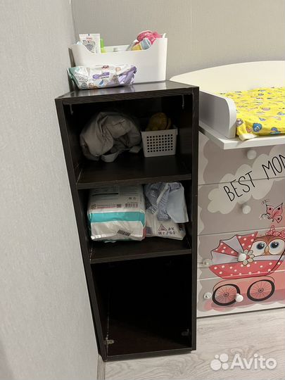 Пеленальный комод и стеллаж