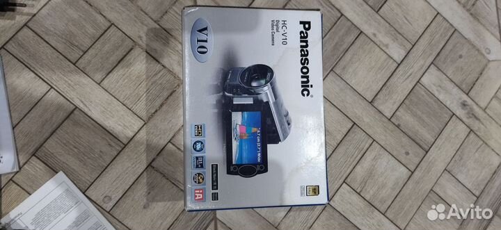 Видеокамера panasonic HC-V10