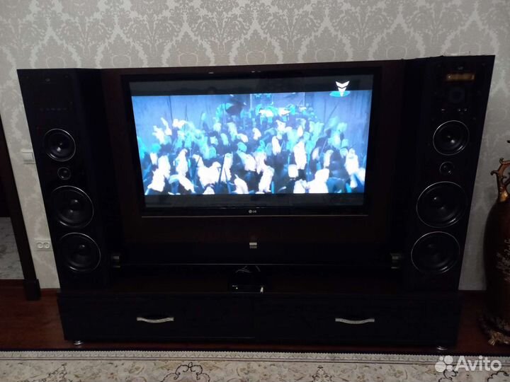 Тумба для телевизора,кинотеатр,муз центр, радио