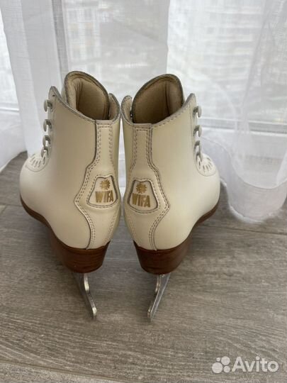 Фигурные коньки wifa 28 LL