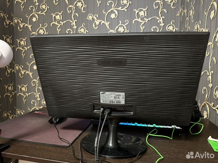 Монитор samsung s24d300h