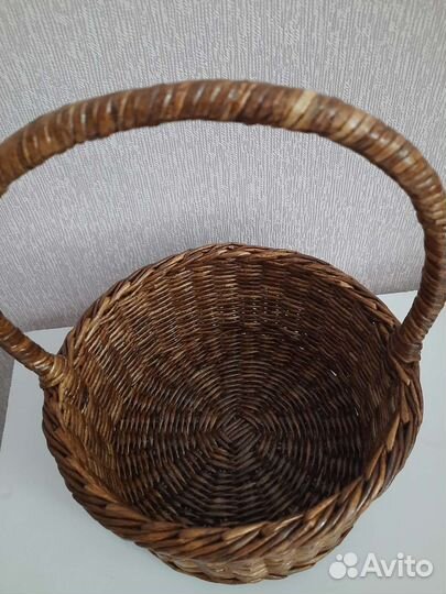 Корзина плетеная для подарков