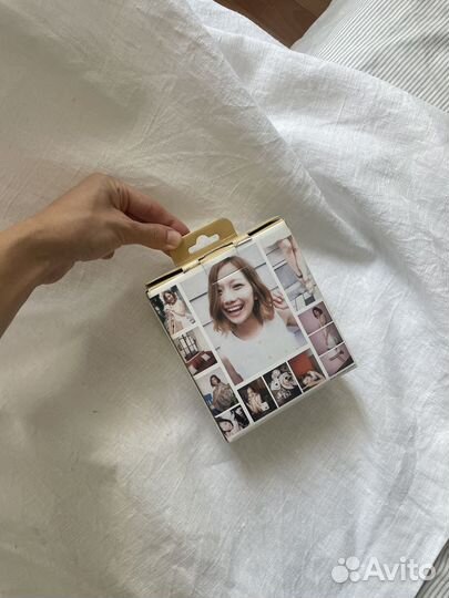 Fujifilm instax mini 8 (молочного цвета )