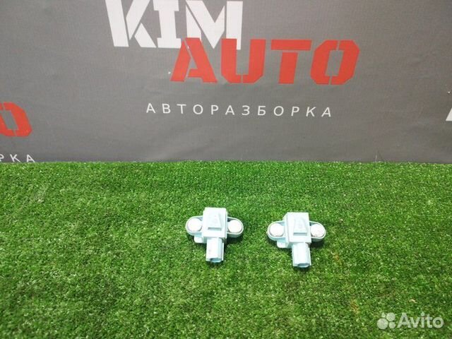 Датчик удара боковой Audi A6 C6 Quattro седан 3.2