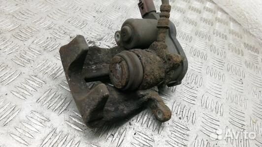 Суппорт тормозной задний правый audi A5 1 (3NI12OO