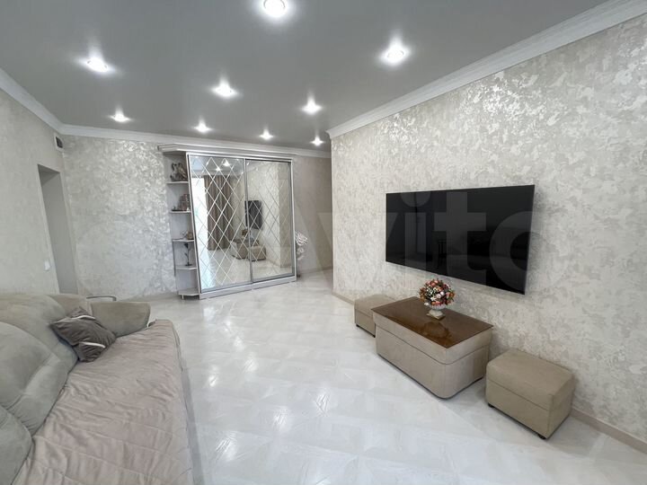 3-к. квартира, 77 м², 5/5 эт.