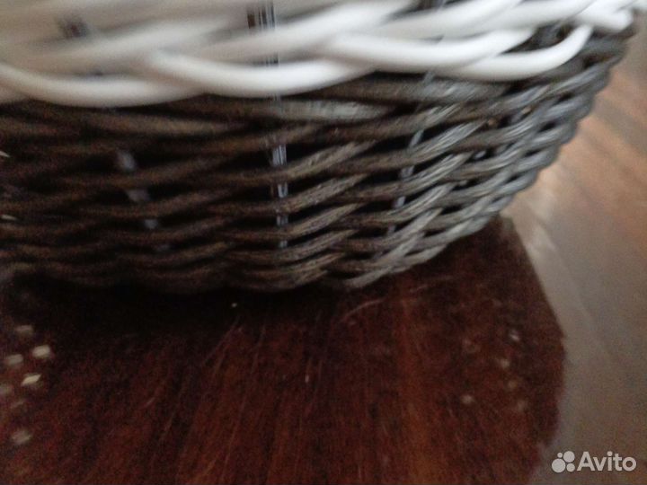 Кашпо для цветов из ротанга