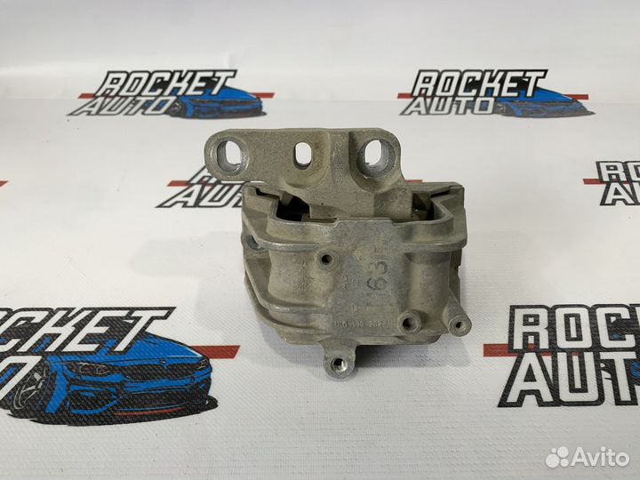 Опора двигателя правая Volkswagen Passat CC