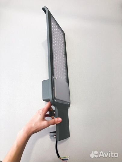 Уличный, консольный LED светильник 70,100,150Вт