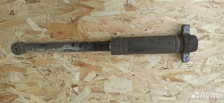 Амортизатор задний Opel Astra J