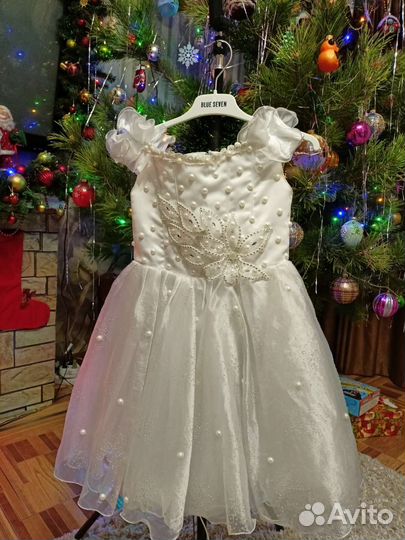 Платье - снежинка для девочки 104