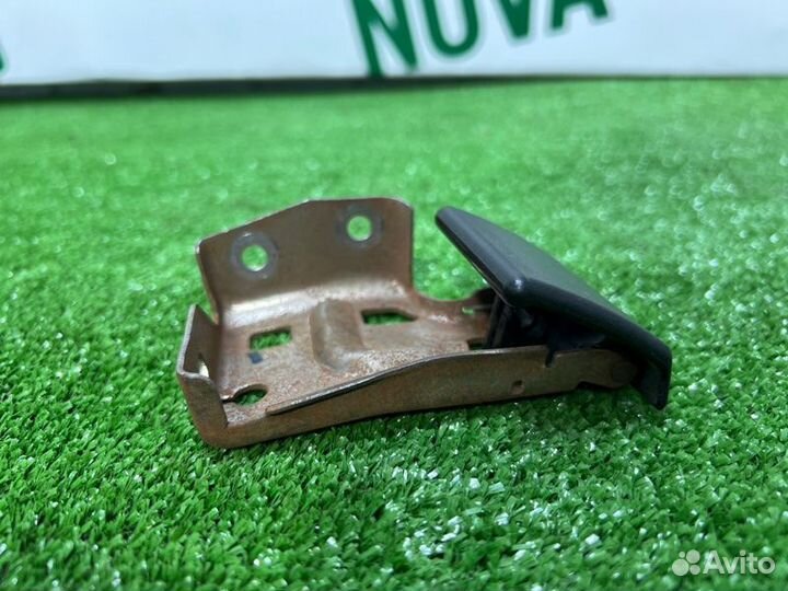 Ручка открывания капота Nissan Almera N16 1.5 QG15