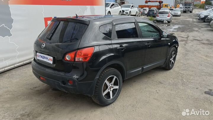 Ручка двери наружная правая Nissan Qashqai (J10)