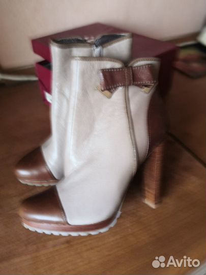 Ботинки осенние