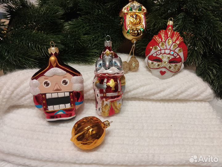 Елочные игрушки