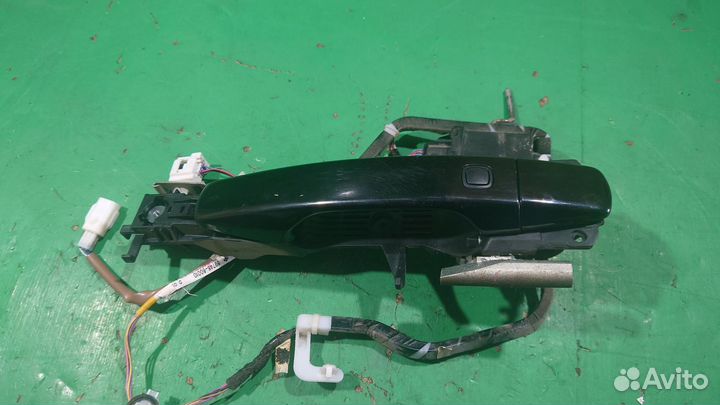 Ручка двери внешняя передняя R TLC200 toyota Land