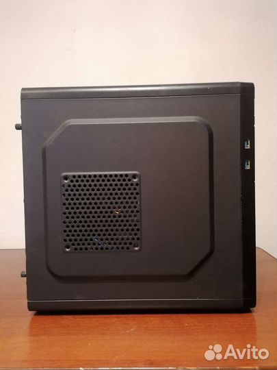 Компьютер (i3 7100, nvidia 1050)