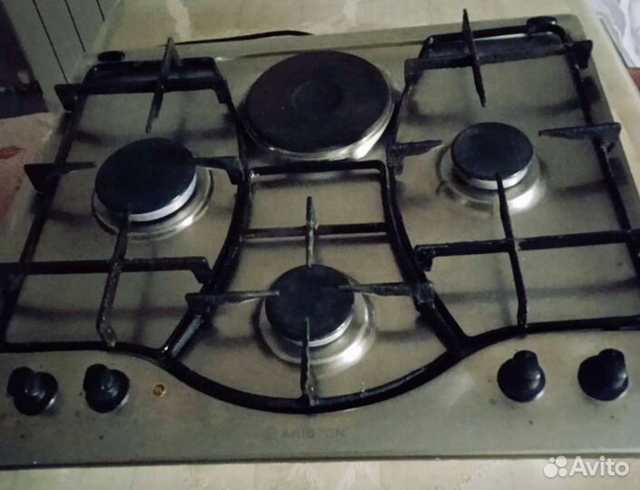 Газовая варочная панель HotPoint Ariston