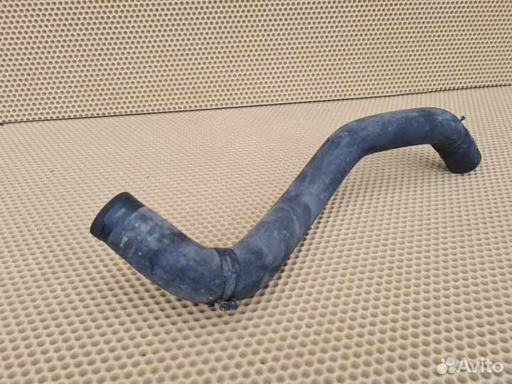 Патрубок радиатора передний левый Infiniti M Q70